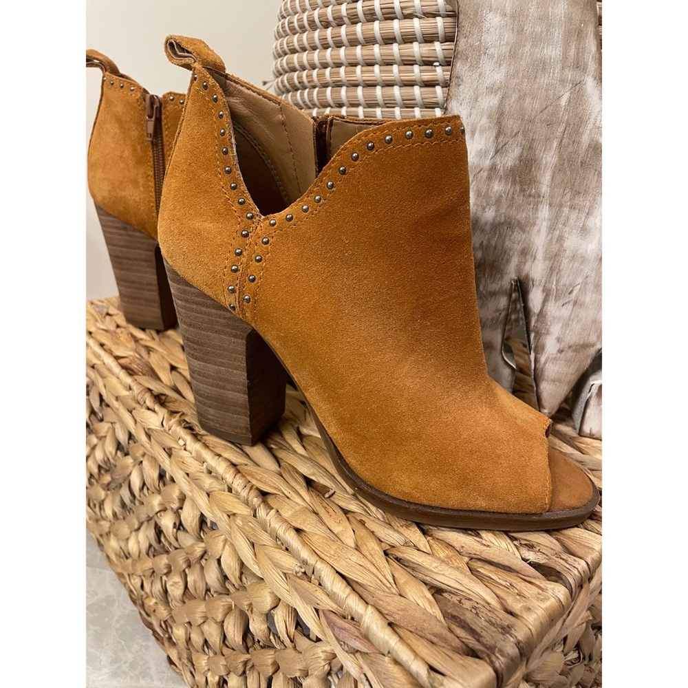 NEW without box, Lucky Brand tan booties. Size 7. Never worn.